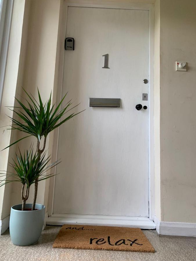 Cosy Studio Apartment Waterlooville Exteriör bild