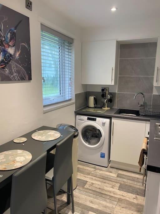 Cosy Studio Apartment Waterlooville Exteriör bild